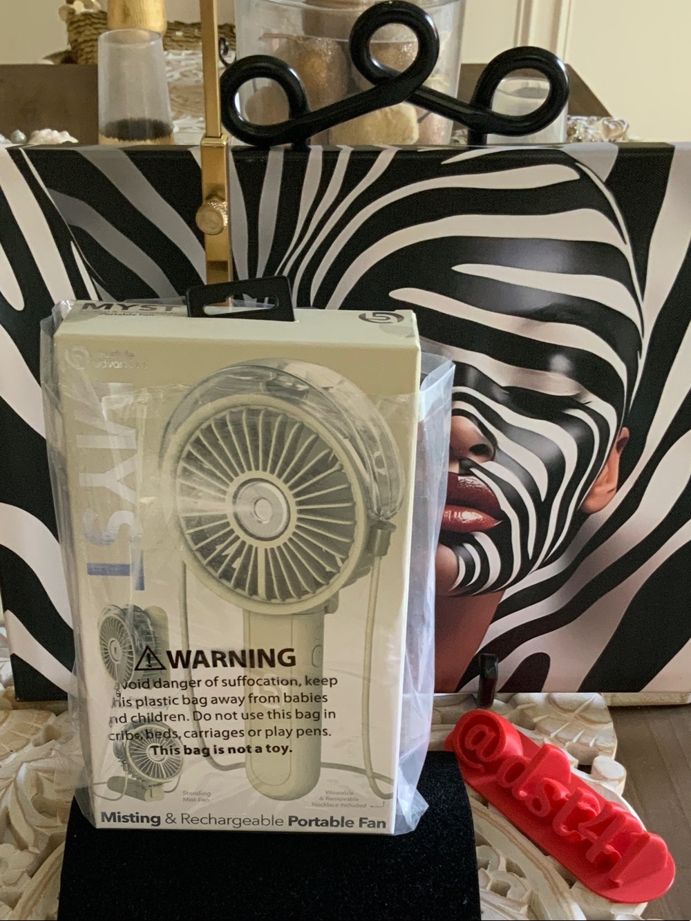 MYST -Rechargeable Misting Portable Fan - White - Picture 2 of 8